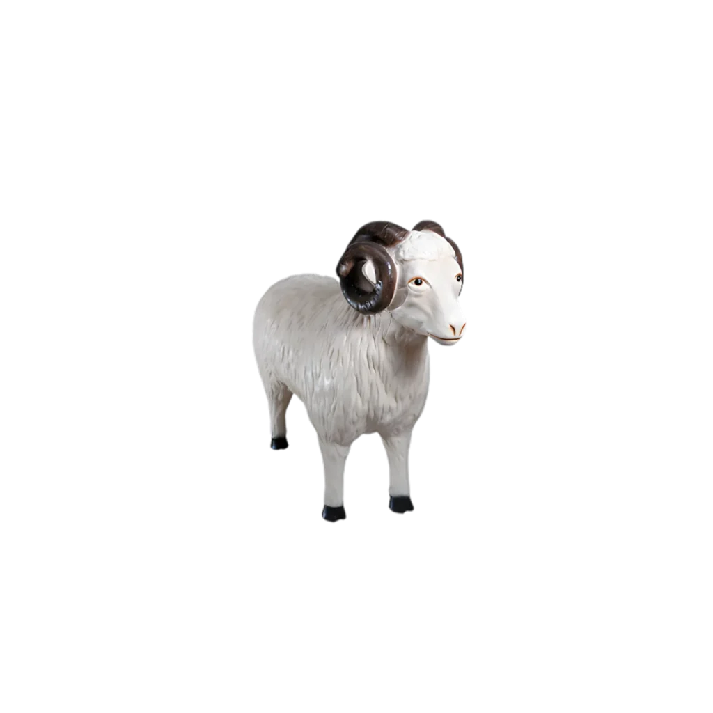 Figura baranka stojącego do szopki – rozmiar 83 cm